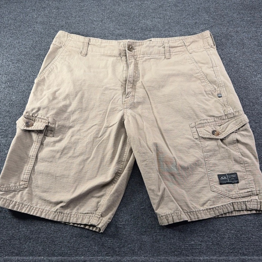 Oakley Mens Tan Ripstop Cargo Shorts Size 38 Khaki Outdoor Utility Casual